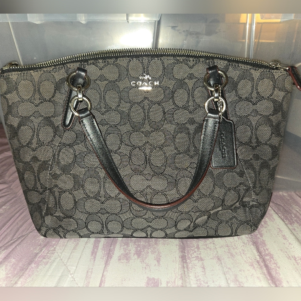 Coach Gray Jacquard Monogram small Kelsey